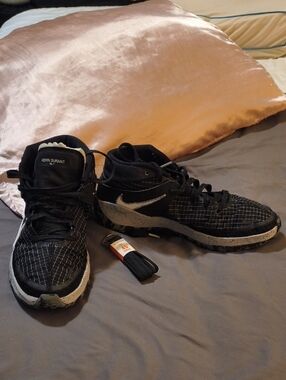 Nike Kevin Durant No.7 Black and Gray Athletic Shoes C19948-004 Size 10.5